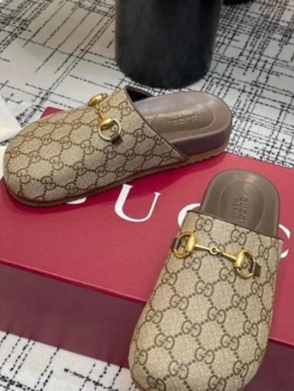 Gucci Beige Monogram Clogs - With Original Box - Picture 6 of 6